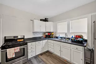 4751 N 34th St, Milwaukee, WI 53209 - Photo 8