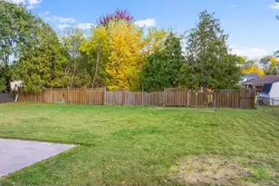 3401 S Webster Ave, Green Bay, WI 54301 - Photo 10