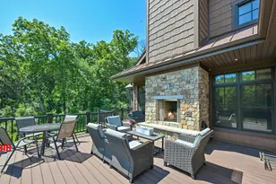 1062 N English Settlement Ave, Racine, WI 53105 - Photo 6