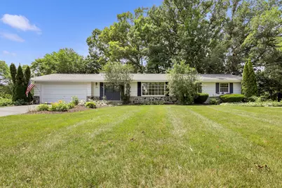 17755  Senlac Ln, Brookfield, WI 53045 - Photo 2