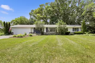 17755 Senlac Ln, Brookfield, WI 53045 - Photo 2