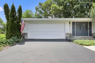 17755 Senlac Ln, Brookfield, WI 53045 - Photo 32