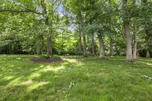 17755 Senlac Ln, Brookfield, WI 53045 - Photo 4