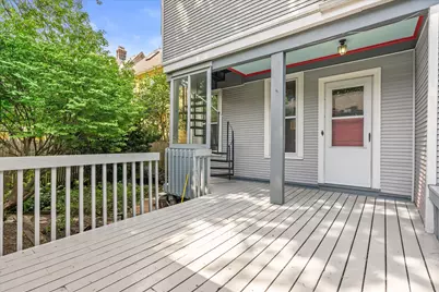 2712 N Maryland Ave, Milwaukee, WI 53211 - Photo 42