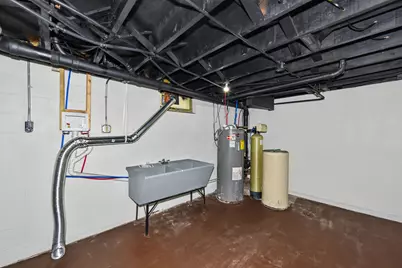 632 W Wisconsin Ave, Oconomowoc, WI 53066 - Photo 56