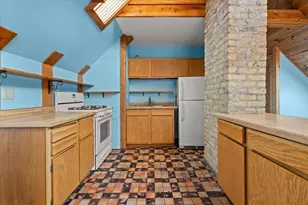 2712 N Maryland Ave, Milwaukee, WI 53211 - Photo 30