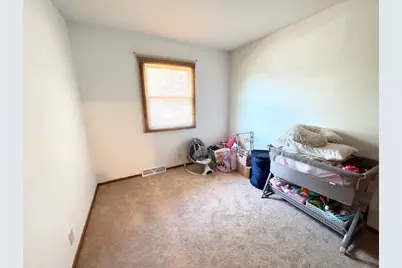 8710-12  Westbrook Dr, Sturtevant, WI 53177 - Photo 10