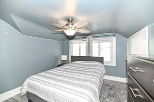 967 S 56th St, Milwaukee, WI 53214 - Photo 26