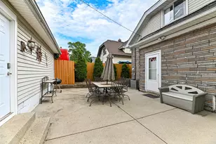 967 S 56th St, Milwaukee, WI 53214 - Photo 32