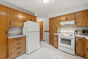 3713 Highcliff Ct, Sheboygan, WI 53083 - Photo 14