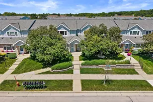10154 W Whitnall Edge Dr, Franklin, WI 53132 - Photo 16