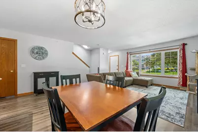 10154 W Whitnall Edge Dr #E, Franklin, WI 53132 - Photo 4