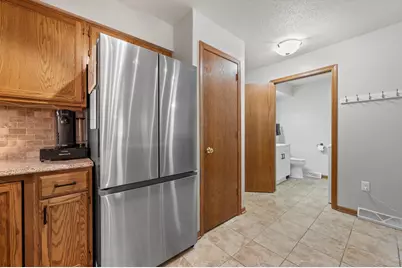 10154 W Whitnall Edge Dr #E, Franklin, WI 53132 - Photo 6