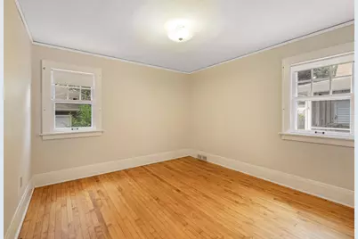 5901 N Shoreland Ave, Whitefish Bay, WI 53217 - Photo 10