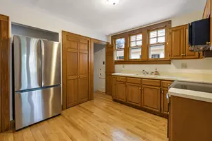 5901 N Shoreland Ave, Whitefish Bay, WI 53217 - Photo 4