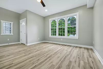 3528 N 87th St, Milwaukee, WI 53222 - Photo 8