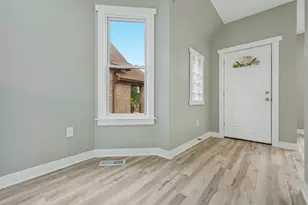 3528 N 87th St, Milwaukee, WI 53222 - Photo 6