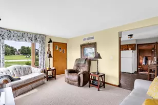 104 Homestead Rd, Delavan, WI 53115 - Photo 14
