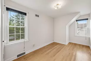 4623 N Idlewild Ave, Whitefish Bay, WI 53211 - Photo 24
