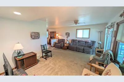 6630  Channel Rd, Racine, WI 53185 - Photo 12