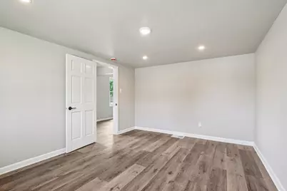 3959 E Underwood Ave, Cudahy, WI 53110 - Photo 28