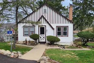506 Pinewood Trace, Twin Lakes, WI 53181 - Photo 4