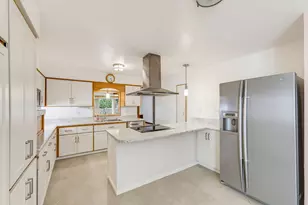 11911 N Wauwatosa Rd, Mequon, WI 53097 - Photo 14