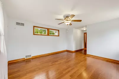 11911 N Wauwatosa Rd, Mequon, WI 53097 - Photo 36