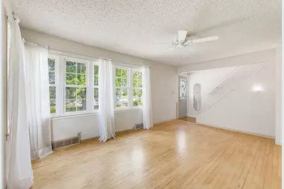 11911 N Wauwatosa Rd, Mequon, WI 53097 - Photo 6