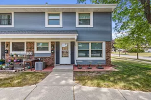 1924 W Salem St, Milwaukee, WI 53221 - Photo 2