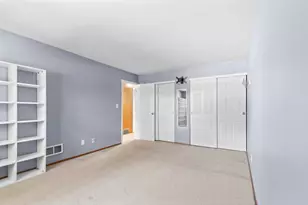 1924 W Salem St, Milwaukee, WI 53221 - Photo 16
