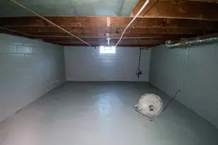 5229 N 64th St, Milwaukee, WI 53218 - Photo 8