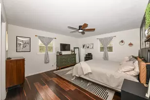 13060 W Brentwood Dr, New Berlin, WI 53151 - Photo 4