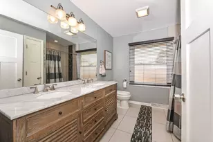13060 W Brentwood Dr, New Berlin, WI 53151 - Photo 8