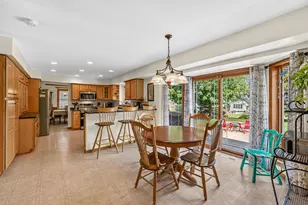 952 Arlon Ct, Belgium, WI 53004 - Photo 12