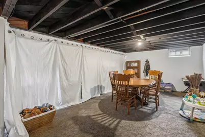 8013 W Waterford Ave, Milwaukee, WI 53220 - Photo 22