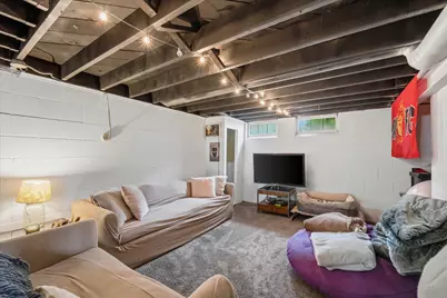 8013 W Waterford Ave, Milwaukee, WI 53220 - Photo 20