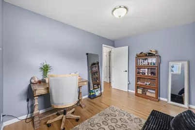 8013 W Waterford Ave, Milwaukee, WI 53220 - Photo 16