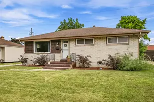 8013 W Waterford Ave, Milwaukee, WI 53220 - Photo 30