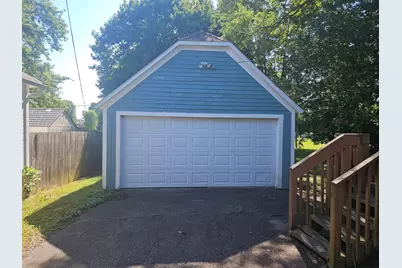 203  Wayland St, Beaver Dam, WI 53916 - Photo 34