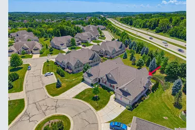 2408  Deercrest Ct, Waukesha, WI 53188 - Photo 52