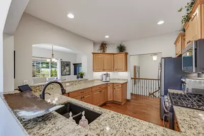 2408  Deercrest Ct, Waukesha, WI 53188 - Photo 12