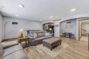 2408 Deer Crest Ct, Waukesha, WI 53188 - Photo 30