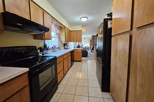3255 S Austin St, Milwaukee, WI 53207 - Photo 20