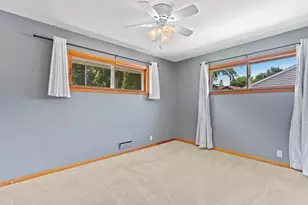 843 E Doty Pl, Milwaukee, WI 53207 - Photo 14