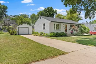 843 E Doty Pl, Milwaukee, WI 53207 - Photo 20