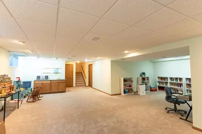W173N7930  Bluejay Ct, Menomonee Falls, WI 53051 - Photo 22
