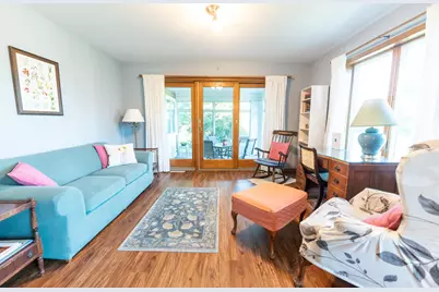W173N7930  Bluejay Ct, Menomonee Falls, WI 53051 - Photo 4