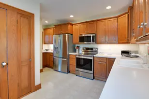 8587 N 42nd St, Brown Deer, WI 53209 - Photo 16