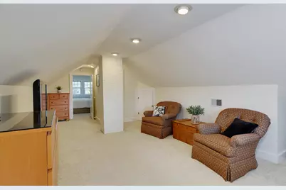 8587 N 42nd St, Brown Deer, WI 53209 - Photo 6